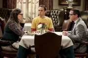 (v.l.n.r.) Amy (Mayim Bialik); Sheldon (Jim Parsons); President Siebert (Joshua Malina)