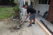 Alles muss stimmen: Tarek macht aus dem tristen Garten eine grüne Oase ...