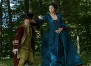 Robbie McIntosh (Magnus), Caitriona Balfe (Claire Randall Fraser).