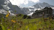 Traumkulisse - Eiger, Mönch und Jungfrau scheinen im Bellevue zum Greifen nah.