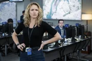Special Agent Nina Chase (Shantel VanSanten)