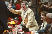 Chick Hearn (Spencer Garrett)