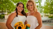 Lauren Giddings (r.)