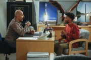 Ist es wirklich eine gute Idee von Franco (Jermaine Fowler, r.), bei Fawz (Maz Jobrani, l.) als Assistent anzufangen?