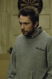 Charlie (Charlie Day) bangt um sein Leben. Er befürchtet, bald ermordet zu werden ...