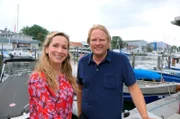 Für Björn Freitag (re.) und Tamina Kallert geht es diesmal auf kulinarische Entdeckungsreise in die idyllische Hansestadt Lübeck.