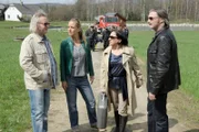 Major Carl Ribarski (Stefan Jürgens, r.), Oberstleutnant Helmuth Nowak (Gregor Seberg, l.) und Revierinspektorin Penny Lanz (Lilian Klebow) befragen die Gerichtsmedizinerin Dr. Franziska Beck (Maria Happel) zum Zustand der Leiche.