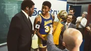 Magic Johnson (Quincy Isaiah, 2.v.l.)