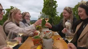 Weinkönigin Julia hat königlichen Besuch in Kiedrich.
