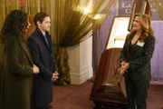 Dani Powell (Aurora Perrineau, l.); Malcolm Bright (Tom Payne, mitte)