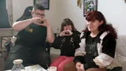 Petra ist samt ihren Kindern Selina und Pascal vom Musikvideodreh zurück aus Hamburg - und frisch verliebt.