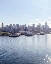 Der Schiffsverkehrt vor der Küstenstadt Seattle, USA, verursacht viel Lärm im Meer – und bedroht damit die dort lebenden Meeressäuger.
