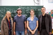 V.l.: Prof. Dr. Sabina Pauen, Lehrer Timo, Lehrerin Viki, Prof. Dr. Moritz Daum.