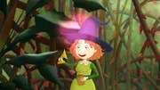 Bei einer Hexenschlappe hilft Petronella nur Energie aus der Dose.