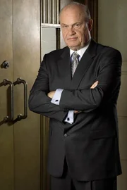 Arthur Branch (Fred Dalton Thompson)