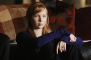 Alexis Castle(Molly C. Quinn)