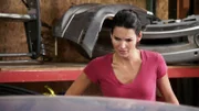 Jane Rizzoli (Angie Harmon) ermittelt in einem merkwürdigen Fall: Ein Mann wird tot in einem Auto gefunden. Das Ungewöhnliche daran ist, dass er scheinbar keine Fingerabdrücke besitzt.