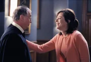 Jane Kaczmarek (Lois, re.).