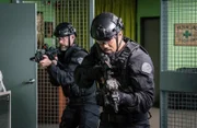 David "Deacon" Kay (Jay Harrington, l.), Daniel _Hondo_ Harrelson (Shemar Moore)