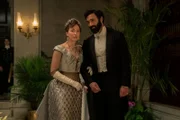Bertha Russell (Carrie Coon) und  George Russell (Morgan Spector)