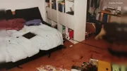 In der Tatwohnung kann die Spurensicherung der Polizei anhand der Hinweise rekonstruieren, was genau passiert sein muss.