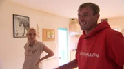 Der 42-jährige Stephan hat seine Zelte abgebaut und bei seinem "Fan" Silvia Unterschlupf gefunden.; Der 42-jährige Stephan hat seine Zelte abgebaut und bei seinem „Fan“ Silvia Unterschlupf gefunden.