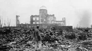 Einst war sie die Vollendung Preußisch Arkadiens – wunderschön gelegen am Havelufer: die Sacrower Heilandskirche. Nach dem Mauerbau lag sie auf einmal im Niemandsland. Eine verbotene Zone, die dem Verfall preisgegeben war. Das Gotteshaus wurde so zum steinernen Symbol des Kalten Krieges.