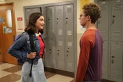 Jackie Geary (Rowan Blanchard, l.); Adam Goldberg (Sean Giambrone, r.)