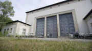 Kaum bekannt: das gigantische Atelier von Hitlers Lieblingsbildhauer Josef Thorak, gebaut von Albert Speer.