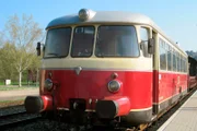 Eisenbahn Romantik begibt sich auf eine Fahrt auf der Schwäbische Albbahn. Die zieht u. a. ein MAN Triebwagen durch ein Biosphäre-Gebiet, das an Schönheit und Anmutung seinesgleichen sucht.