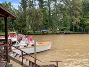 Buenos Aires in Argentinien. Ausflug ins Naherholungsgebiet Tigre mit den Passagieren Christian und Christine Schorer.