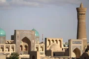 Das warme Licht Zentralasiens lockte Ende des 19. Jahrhunderts den französischen Fotografen Paul Nadar nach Usbekistan, das damals noch Turkestan hieß.