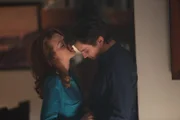 Neal Caffrey (Matt Bomer) und Sara Ellis (Hilarie Burton)