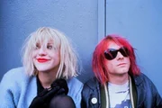 ca. 1992 --- Courtney Love and Kurt Cobain --- Image by © Dora Handel/CORBIS OUTLINE
