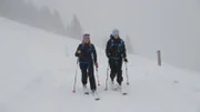 Skitourengeher Michelle Hagleitner und Paula Faistauer