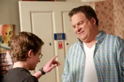 Adam Goldberg (Sean Giambrone, l.); Murray Goldberg (Jeff Garlin, r.)