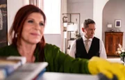 Dr. Rolf Kaminski (Udo Schenk) möchte von Vera Bader (Claudia Wenzel) wissen, ob ihr Entschluss, auf den Demenzbauernhof zu ziehen, feststeht. Doch Vera kann sich an derlei Aussage oder Wunsch ihrerseits nicht erinnern.