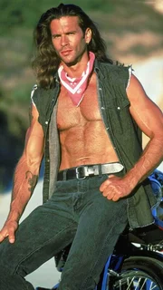 4. Staffel: Reno Raines (Lorenzo Lamas) 4. Staffel: Reno Raines (Lorenzo Lamas)