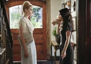 Während Zoe (Rachel Bilson, r.) versucht, für Wade eine gute Freundin zu sein, muss Lemon (Jaime King, l.) sich den unermüdlichen Kuppelversuchen ihrer Großmutter stellen ...