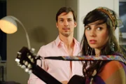 Gretchen will Marc (Florian David Fitz) retten und trifft auf Mizzi (Nora Tschirner).