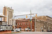 Birmingham ist die größte Stadt Alabamas. Sie ist fortschrittlich, vielfältig und entwickelt sich ständig weiter, ist aber dennoch tief in den Traditionen und Geschmäckern des tiefen Südens verwurzelt.