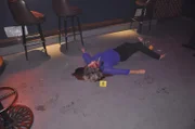 Die junge Pilotin Ruth wird ermordet in ihrem Bett aufgefunden. Für Lt. Joe Kenda (Carl Marino, r.) und seine Kollegen beginnen komplizierte Ermittlungen ...