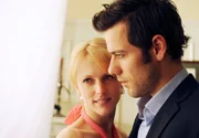 ARD STURM DER LIEBE FOLGE 1206, am Mittwoch um 15:10 Uhr im ERSTEN. Rosalie (Natalie Alison, l.) sehnt sich nach Jacob (Andreas Thiele, r.), doch nur in ihrem Traum ist sie ihm so nahe.