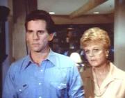 Jessica (Angela Lansbury) unterstützt Del (Michael Spound), dessen Frau nach ihrem Geburtstag spurlos verschwunden ist.