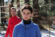Nils (Florian Stadler, l.); Elena (Lili Gesler, r.)