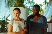 Der Geschäftsführerin Dr. Anna Jones und Paul Vincent verhalten sich merkwürdig während der Ermittlungen. Was haben die beiden zu verbergen?