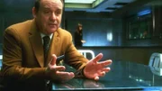 Auf einer Technoparty wird ein junger Mann ermordet aufgefunden. Brass (Paul Guilfoyle) verhört die Verdächtigen.