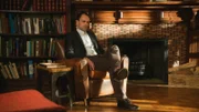 Sherlock Holmes (Jonny Lee Miller)
