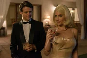 Enrique Otegui (Diego Martín, l.); Patricia Márquez (Miriam Giovanelli, r.)