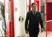 Steht privat und beruflich vor Herausforderungen: Dr. Dylan Reinhart (Alan Cumming) ...